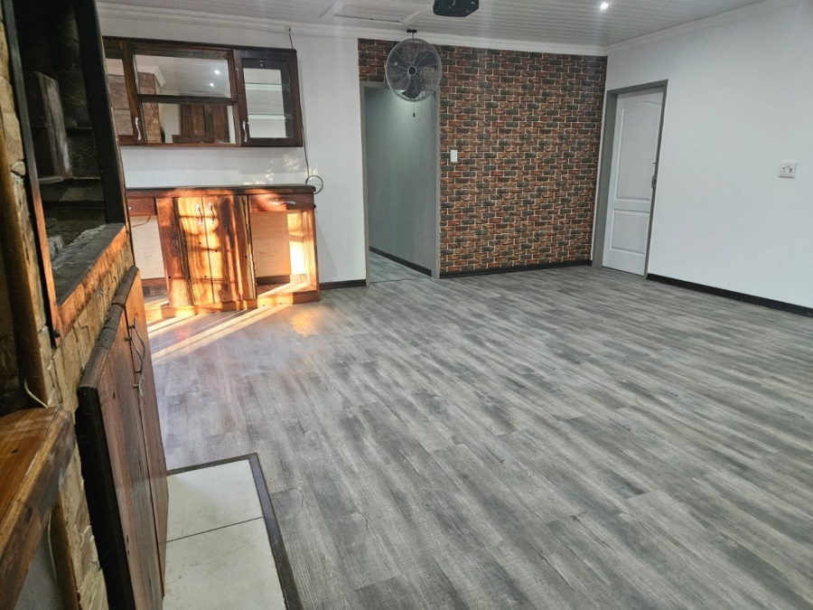 To Let 3 Bedroom Property for Rent in Fichardt Park Free State
